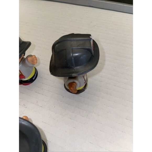 Little People Fisher Price Figure Lot of 5 Firefighter Boys Girls - Picture 13 of 13